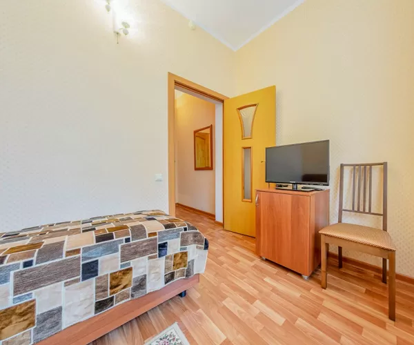 Одноместный номер 1 категории в 3 корпусе в санатории имени Анджиевского в городе Ессентуки - фотография