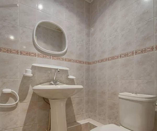 Двухместный номер 1 категории в 1 корпусе в санатории имени Анджиевского в городе Ессентуки - фотография