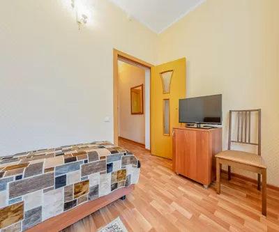 Одноместный номер 1 категории в 3 корпусе в санатории имени Анджиевского в городе Ессентуки - фотография