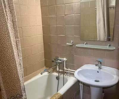 Двухместный номер 3 категории в 3 корпусе в санатории имени Анджиевского в городе Ессентуки - фотография