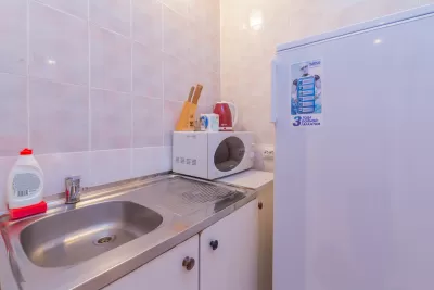 Апартамент трехкомнатный в 1 корпусе в санатории имени Анджиевского в городе Ессентуки - фотография